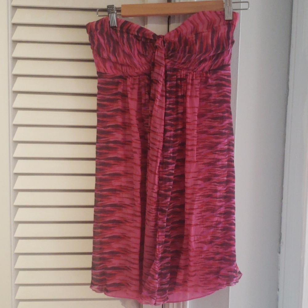 Cute pink mini dress!